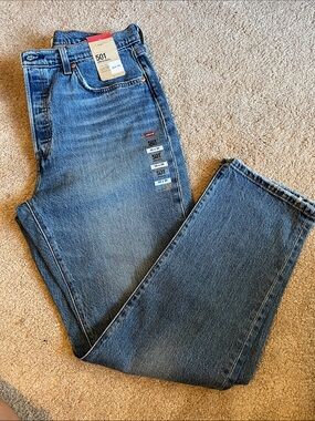🔥 Levi's Original high rise straight leg  501 Jeans size 27x30